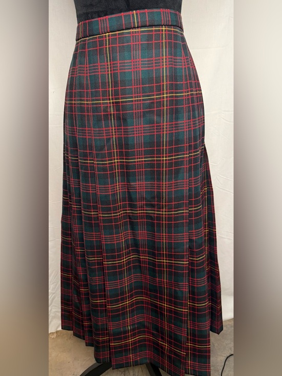 Pendleton Dresses & Skirts - Pendleton Skirt Size 12 Virgin Wool Tartan Plaid Pleated Authentic Made In USA